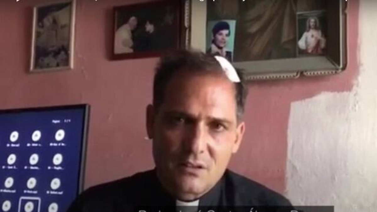 El padre Castor Álvarez ha podido lanzar un vídeo tras su detención y puesta en libertad en Cuba