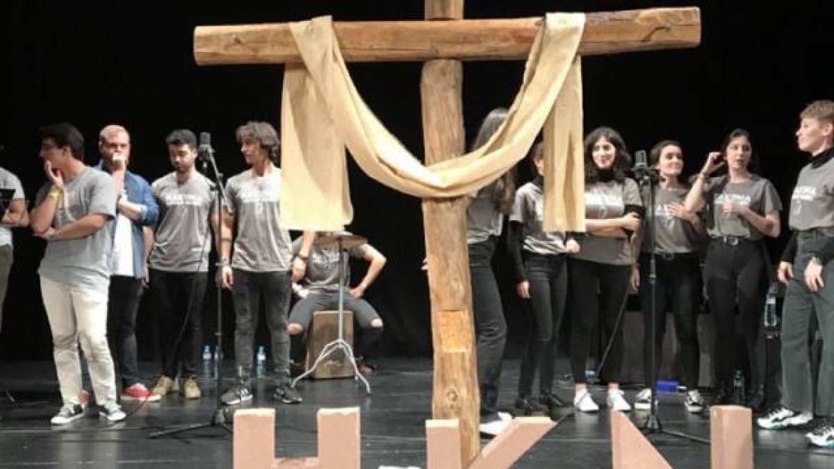 Ensayos de una versión de Hakuna Pasión en 2019 en Talavera
