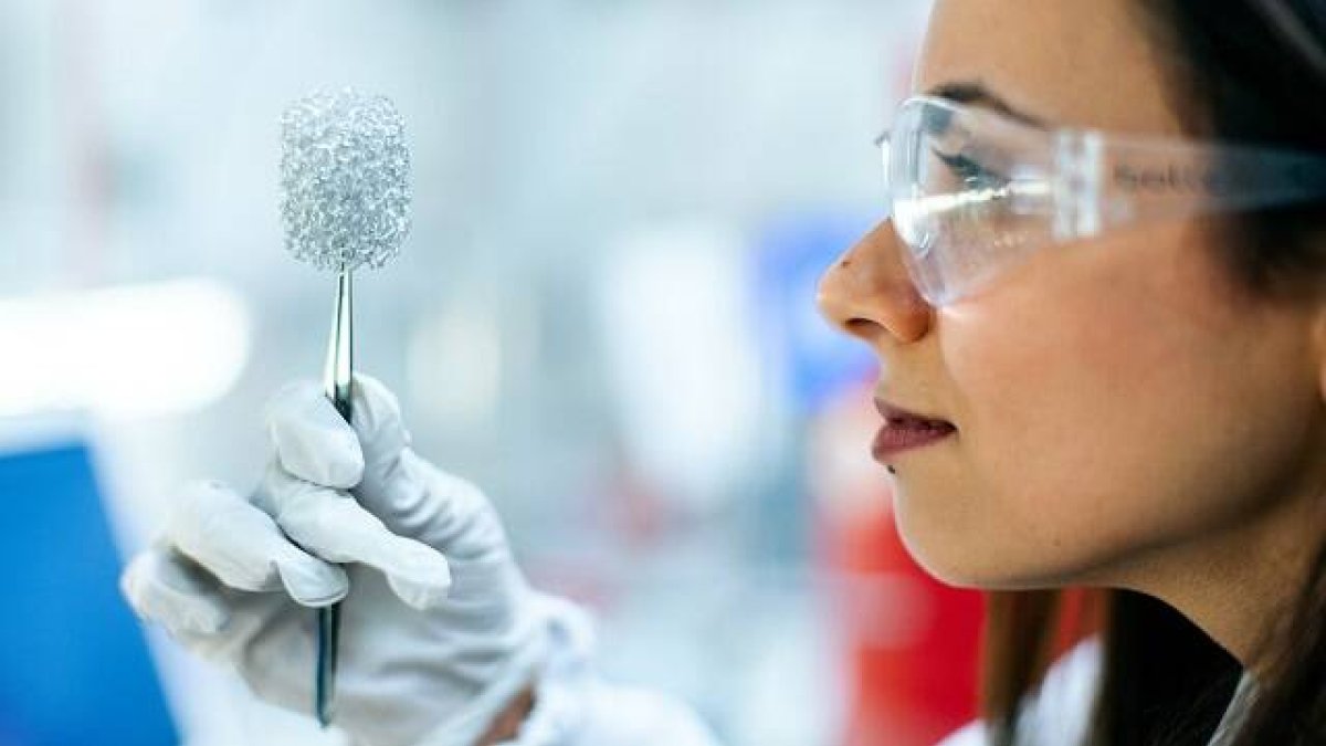 En la encrucijada entre las ciencias sociales y naturales, la filosofía y la teología, los Premios Razón Abierta - foto de ThisIsEngineering, en Unsplash