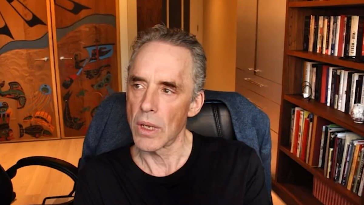 Jordan Peterson, durante una reciente entrevista en la que volvió a dejar abierta la cuestión de su propia fe en Jesucristo.