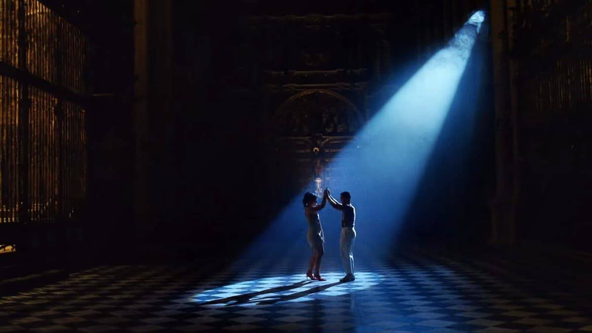 El arzobispo de Toledo considera la grabación del vídeo de Tangana en la catedral primada como un «uso indebido de un lugar sagrado».