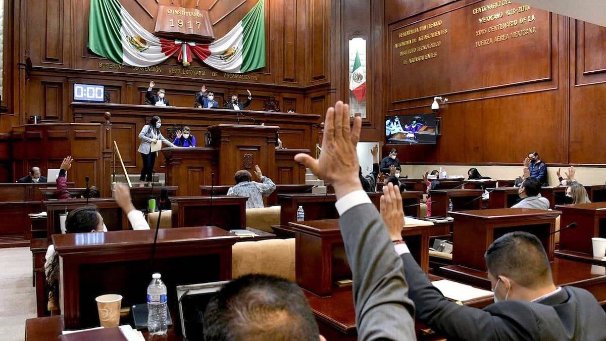 Una votación en el Congreso de Aguascalientes.