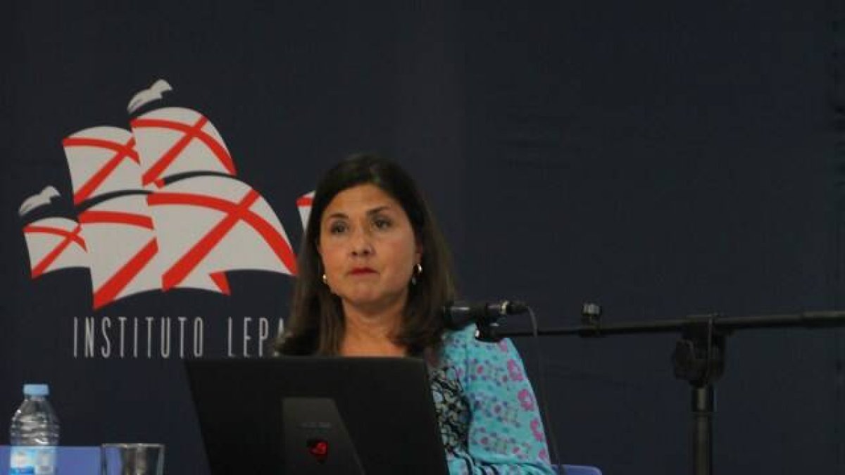 María Saavedra y sus diez alegatos contra la Leyenda Negra: el origen de España, la inquisición en América o el 