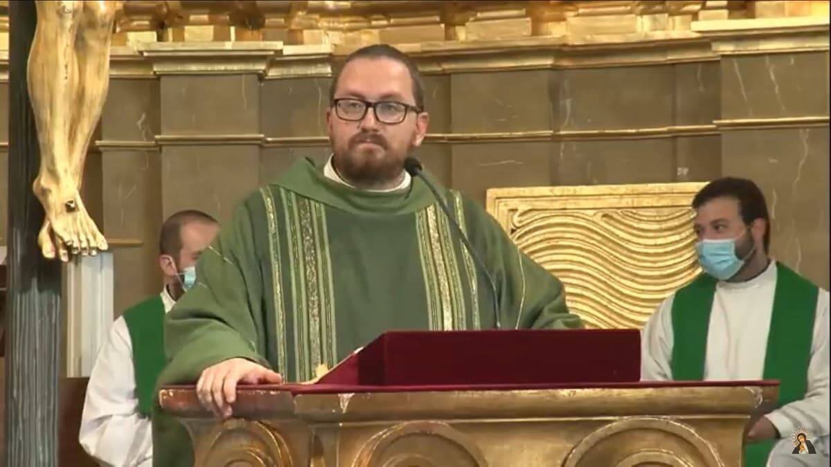 Rubén Pérez Ayala se ordenó sacerdote el pasado 20 de junio. Ahora ya descansa con el Padre
