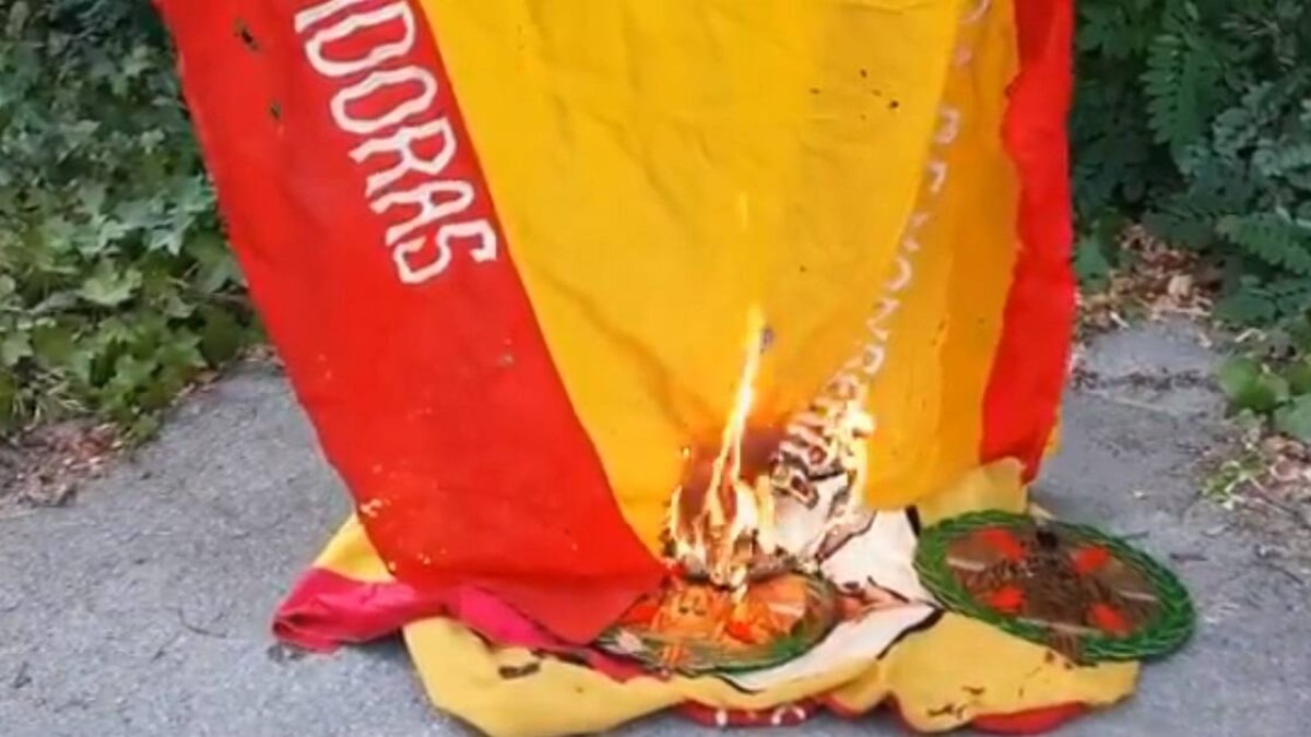 Los símbolos, entre los que había una Virgen, fueron robados de la cripta de la abadía de Montserrat