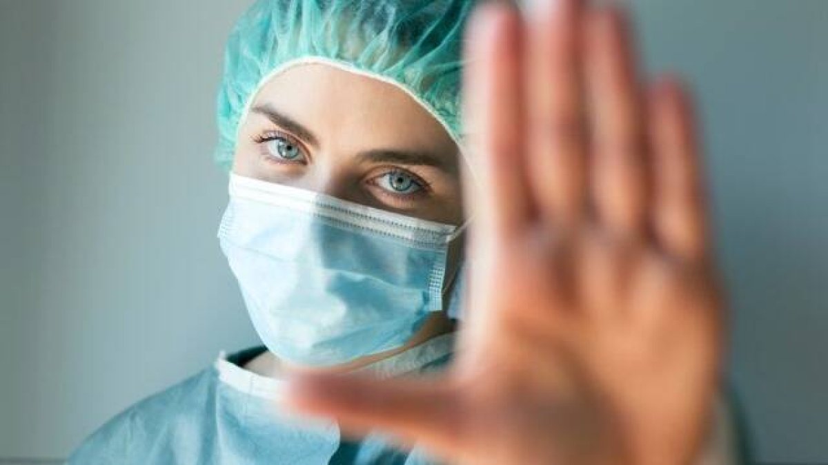 La objeción de conciencia es el último rescoldo al que agarrarse para que los médicos puedan garantizar su deber en defensa de la vida.