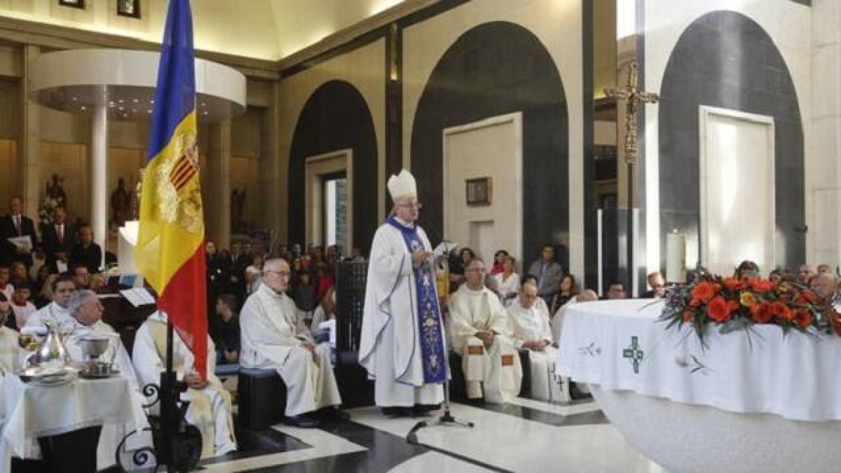Una misa en 2019 del arzobispo Vives, co-príncipe de Andorra, en su santuario mariano de Meritxell