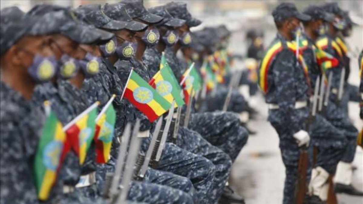 Desfile de la Policía Federal de Etiopía en septiembre de 2020, antes de empezar la guerra en Tigray