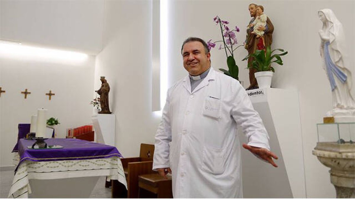 Don Benito Rodriguez, galardón Alter Christus por su atención enfermos de COVID