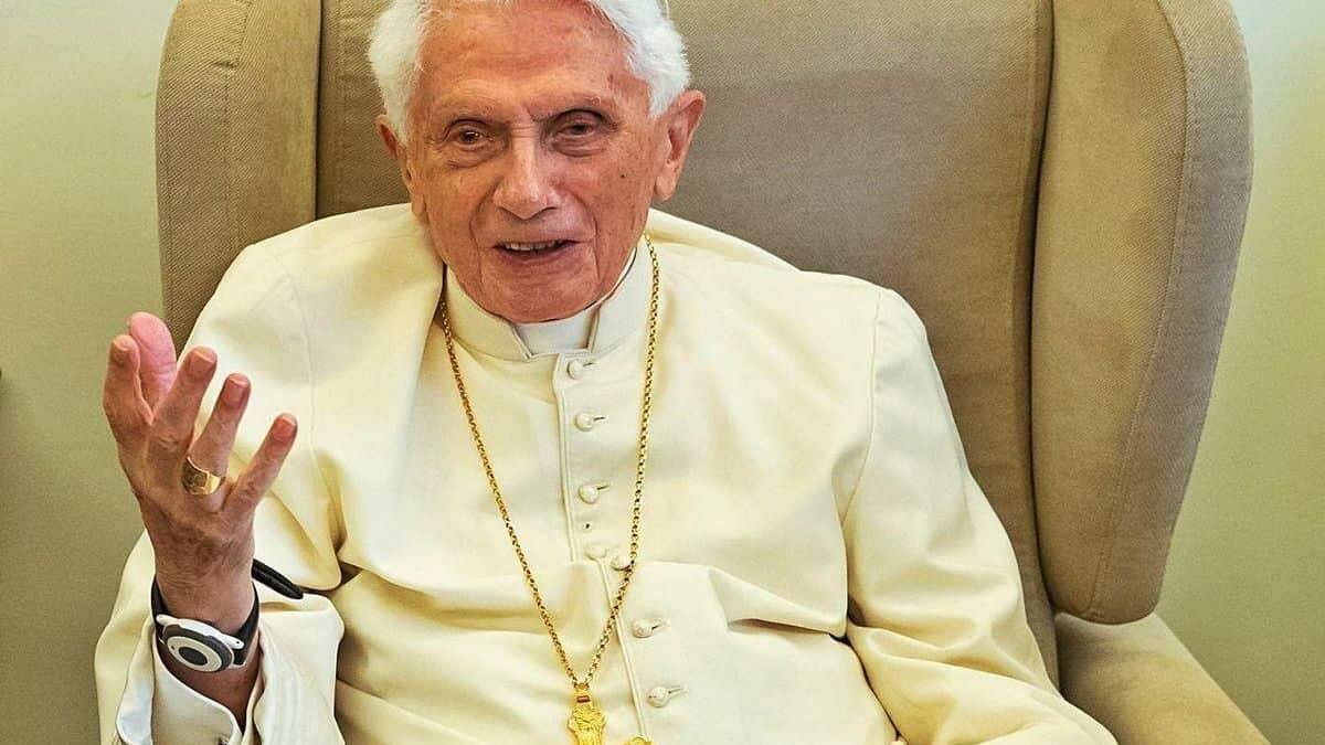 Benedicto XVI ha vuelto a la actualidad con la publicación en Alemania de sus palabras sobre la Iglesia en su país