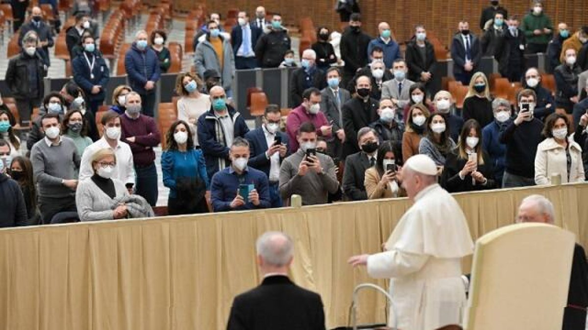 El Papa en su encuentro con los trabajadores vaticanos de diciembre de 2020