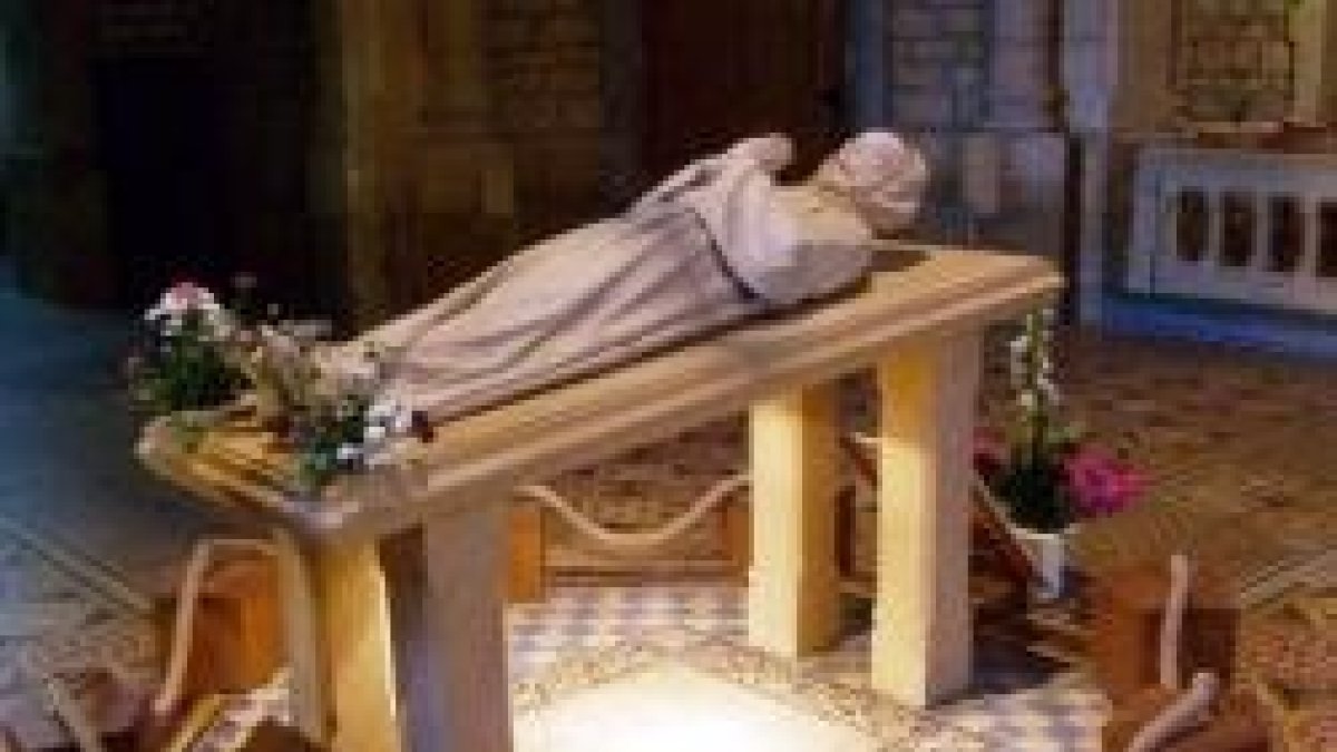 Primitiva sepultura de San Walfroy.