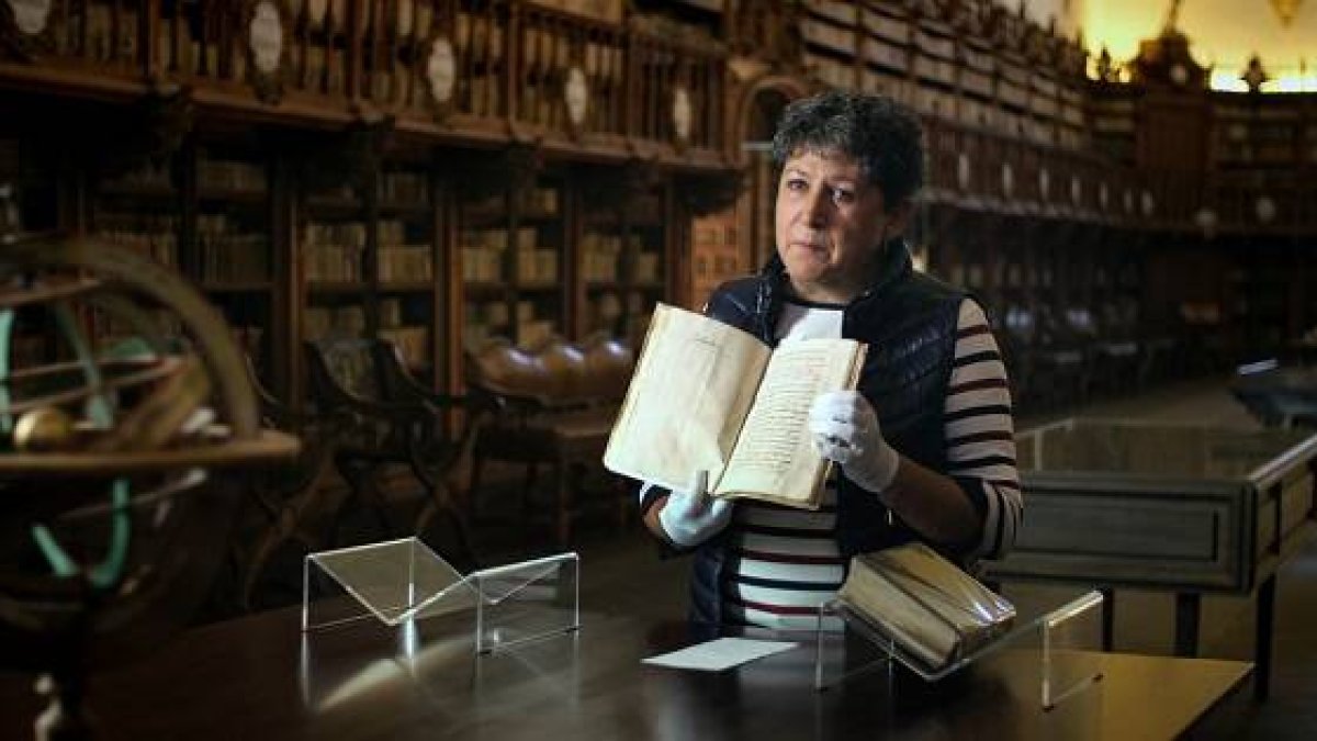 La película rastrea grandes científicos y pensadores del s.XVI en Salamanca... y son clérigos devotos