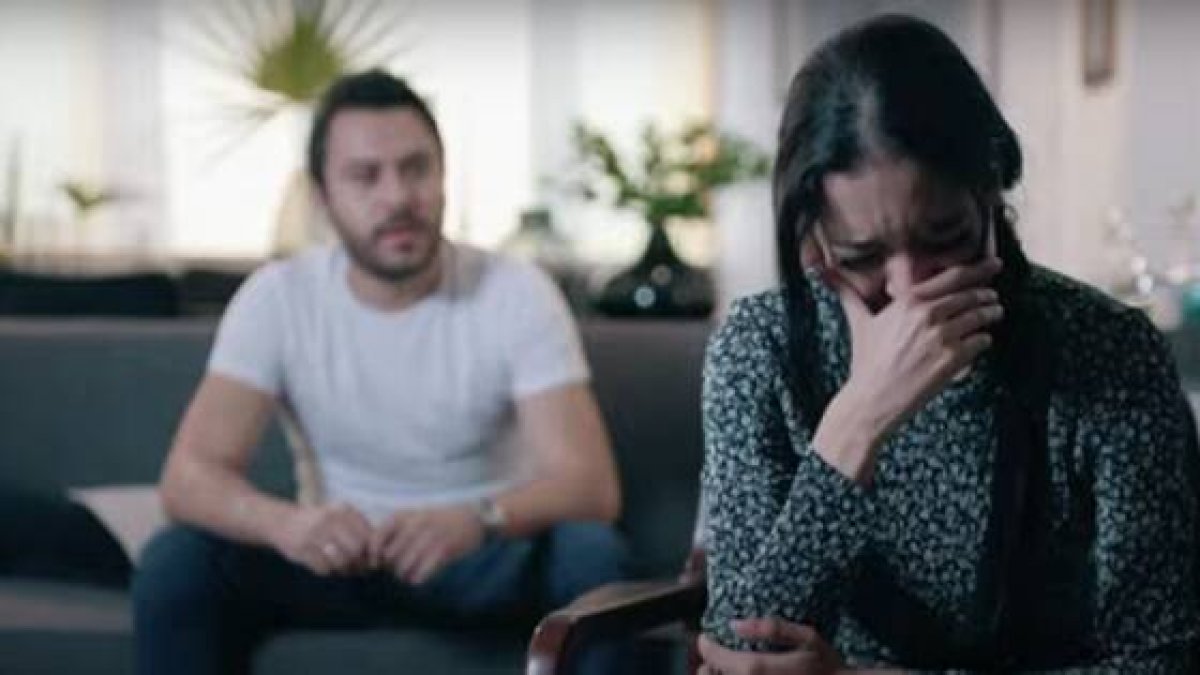 Una escena de los anuncios provida y profamilia del PES prohibidos en México - ¿qué tienen de incorrecto?