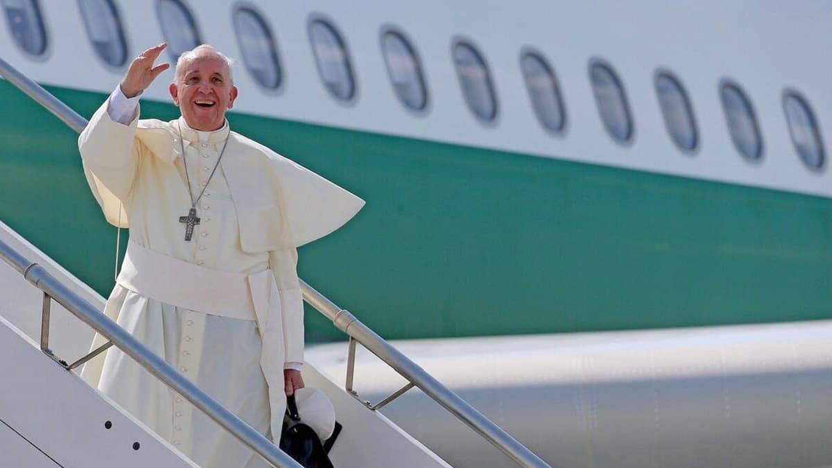 El Papa inicia un nuevo viaje internacional, que en este caso le llevará durante cinco días a Chipre y Grecia