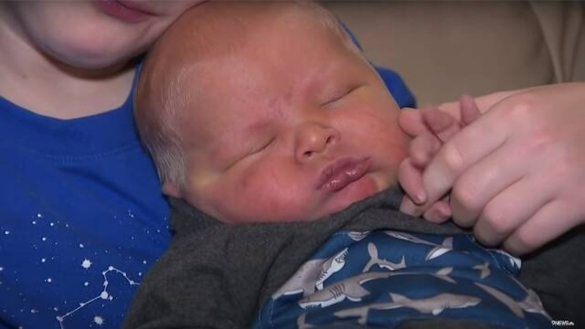 Finnley, el milagro de la familia Patonay tras 19 abortos espontáneos.