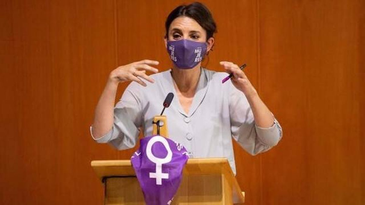 La ministra de Igualdad, Irene Montero, equiparó la situación de las mujeres en Afganistán y en España.