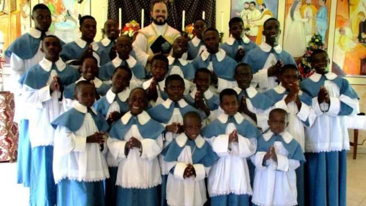 La Iglesia Católica sobrevive a pesar de Occidente: África y Asia sostienen el número de conversiones y vocaciones cada año.