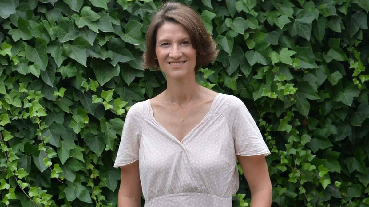 Catherine L´Ecuyer afronta en este libro los antecedentes y causas que ayudan a entender la educación de hoy y por qué se encuentra en esta situación/ Foto Alicia Badia