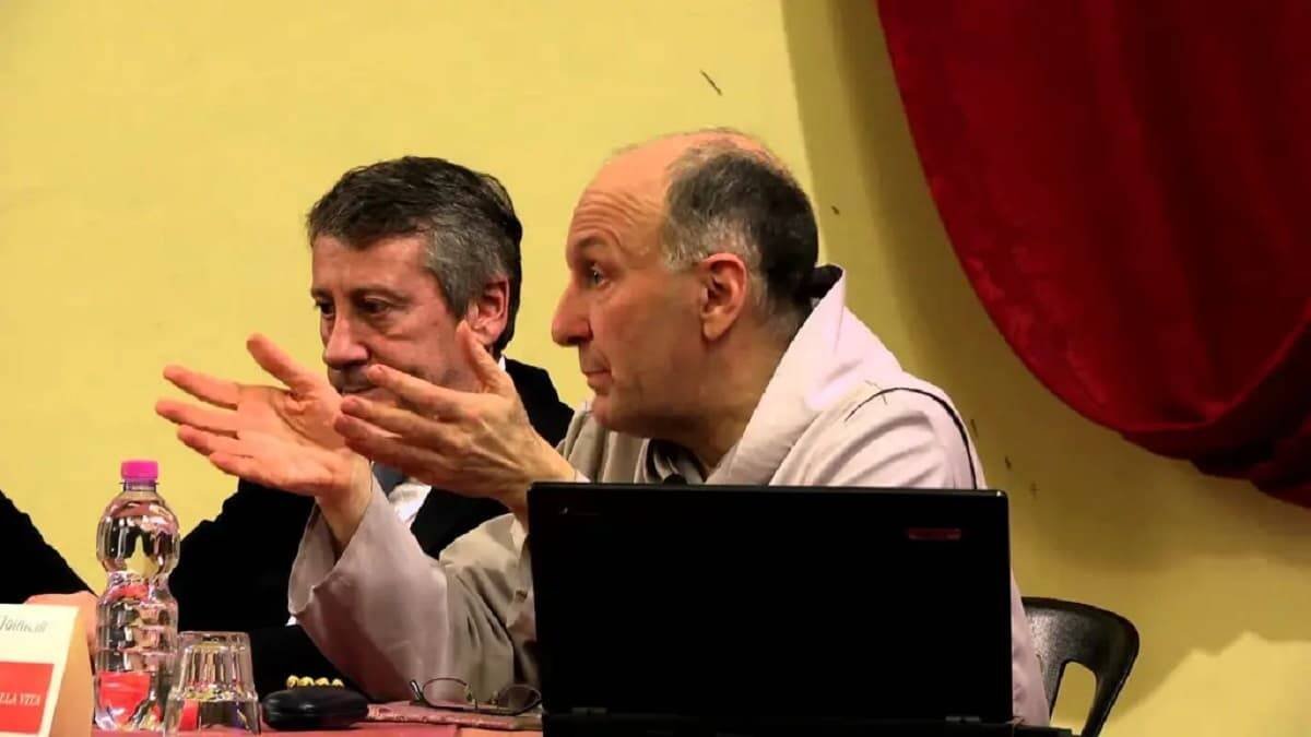 El benedictino Raffaele Talmelli es exorcista y conocido psiquiatra