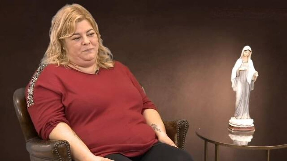 Para Aroa, una vida marcada por el odio y la inseguridad, el sexo y las drogas se vio transformada tras una experiencia con Jesús y María .