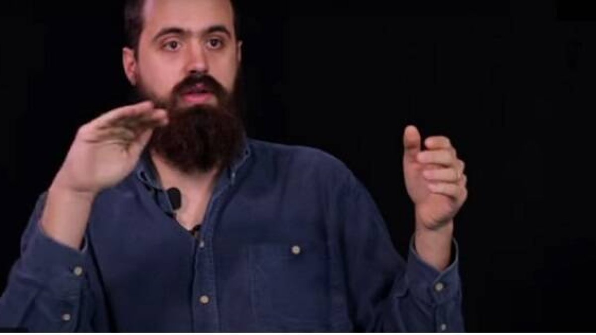 Jaume Vives ha escrito el thriller-novela negra Los demonios del padre Joan