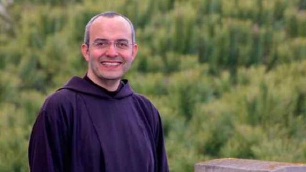 Federico Albini está en un convento en León formado por una Fraternidad internacional de capuchinos