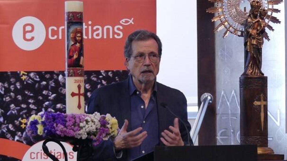 Josep Miró en la asamblea abierta de E-Cristians de 2019 en la parroquia del Pilar en Barcelona