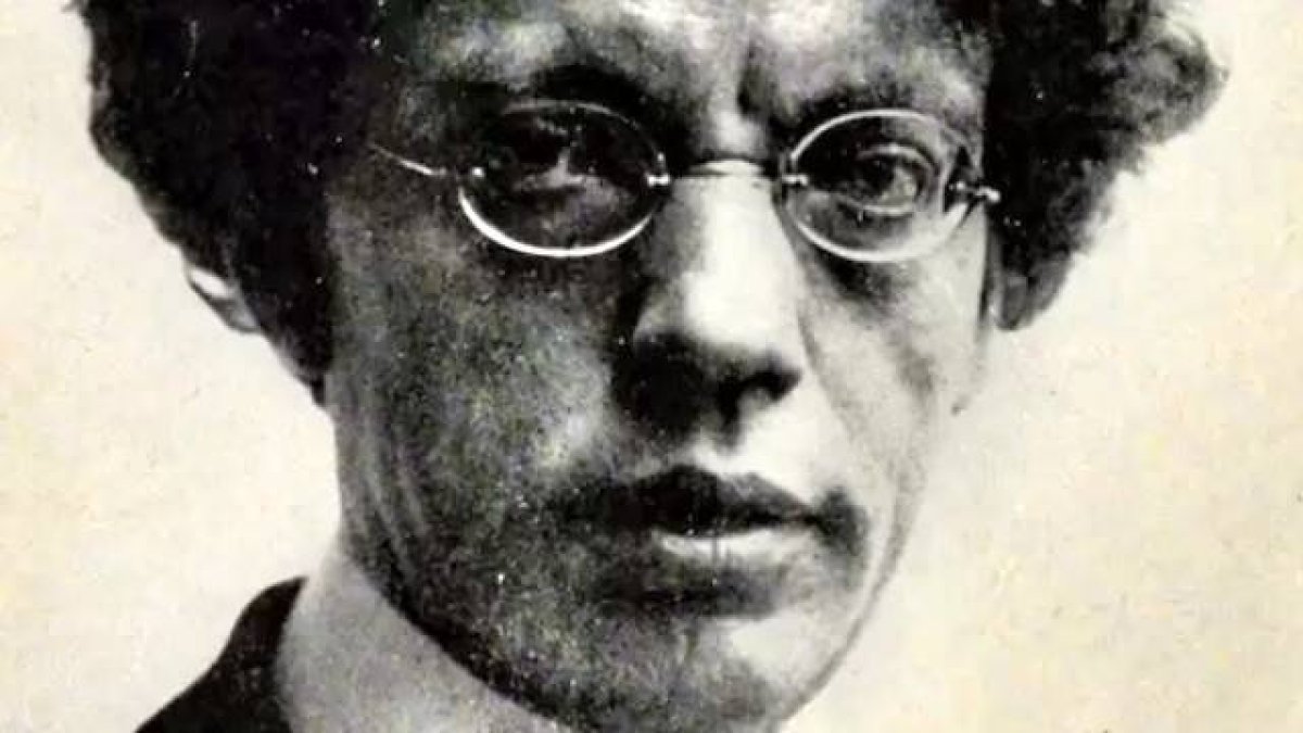 Giovanni Papini (1881-1956), nada afín a la religión, descubrió los Evangelios tras leer a los grandes autores espirituales cristianos.