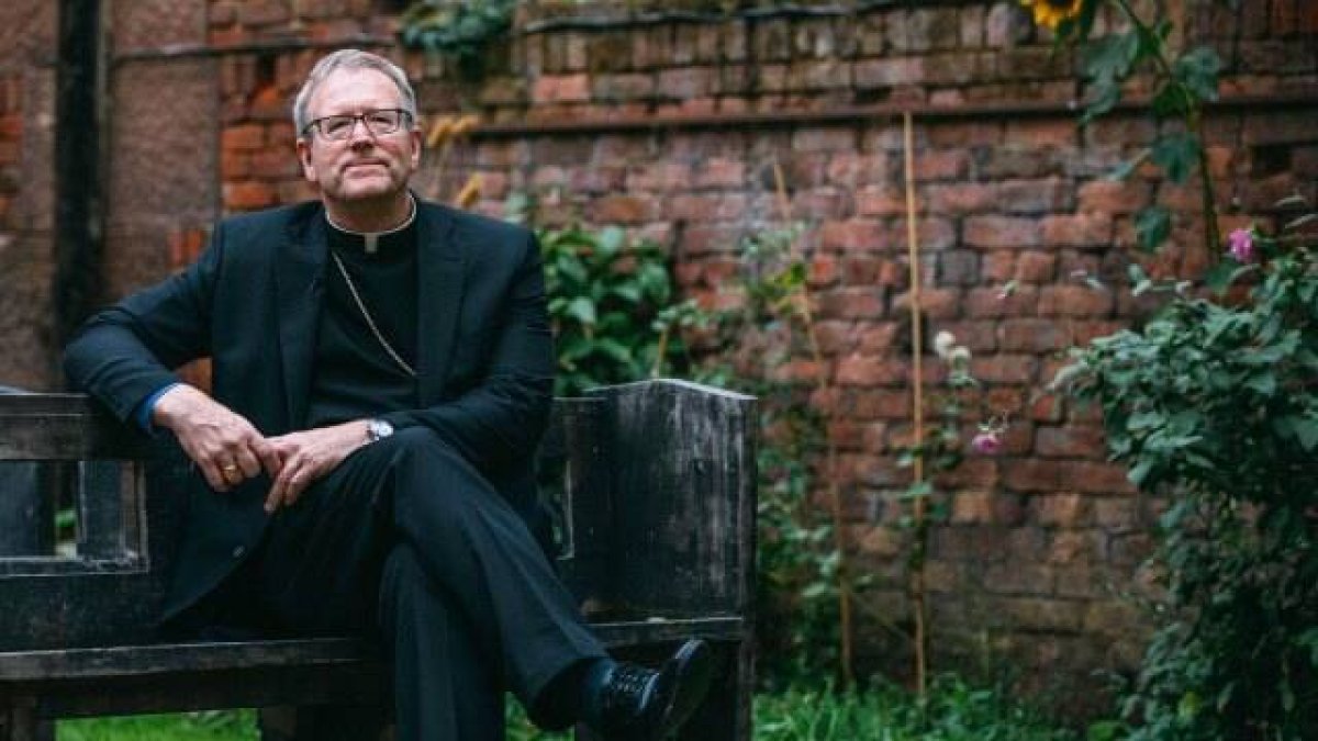 El obispo Robert Barron ha explicado cinco vías para recuperar a los alejados de la Iglesia: implicar a los jóvenes y usar las nuevas tecnologías es importante.