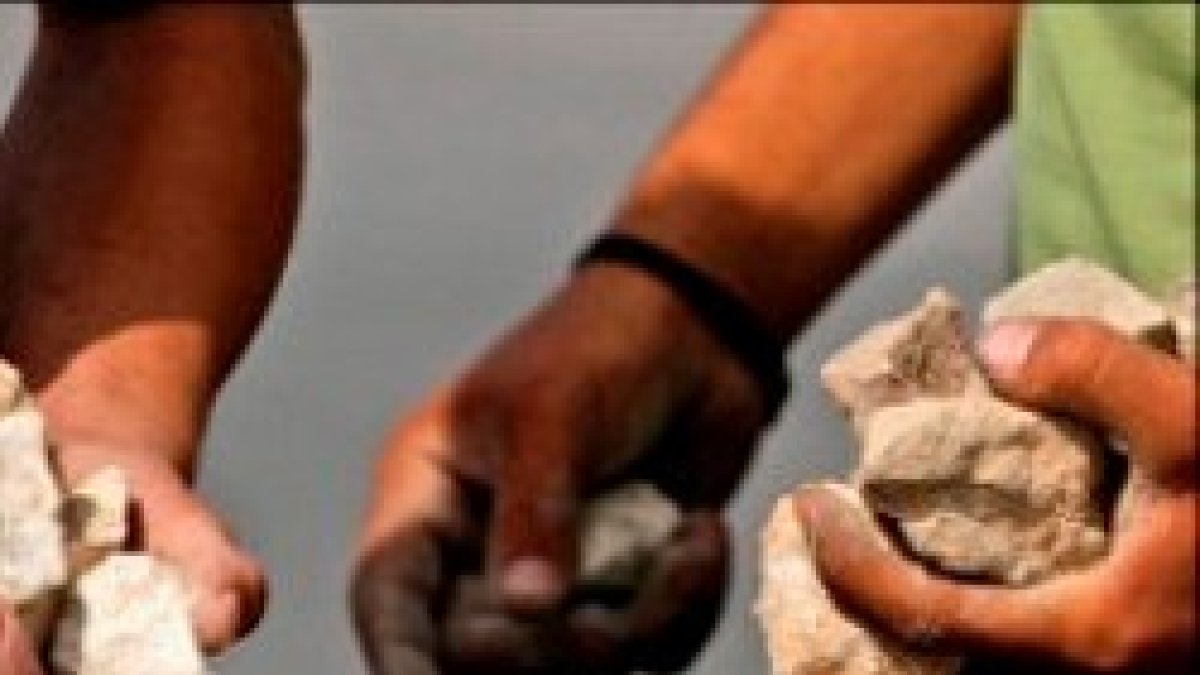 ¿Por cuál de ellas me apedreáis?