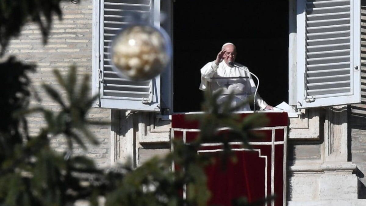 En el Ángelus, el Papa lanzó una pregunta para ayudar a los cristianos a prepararse para la Navidad