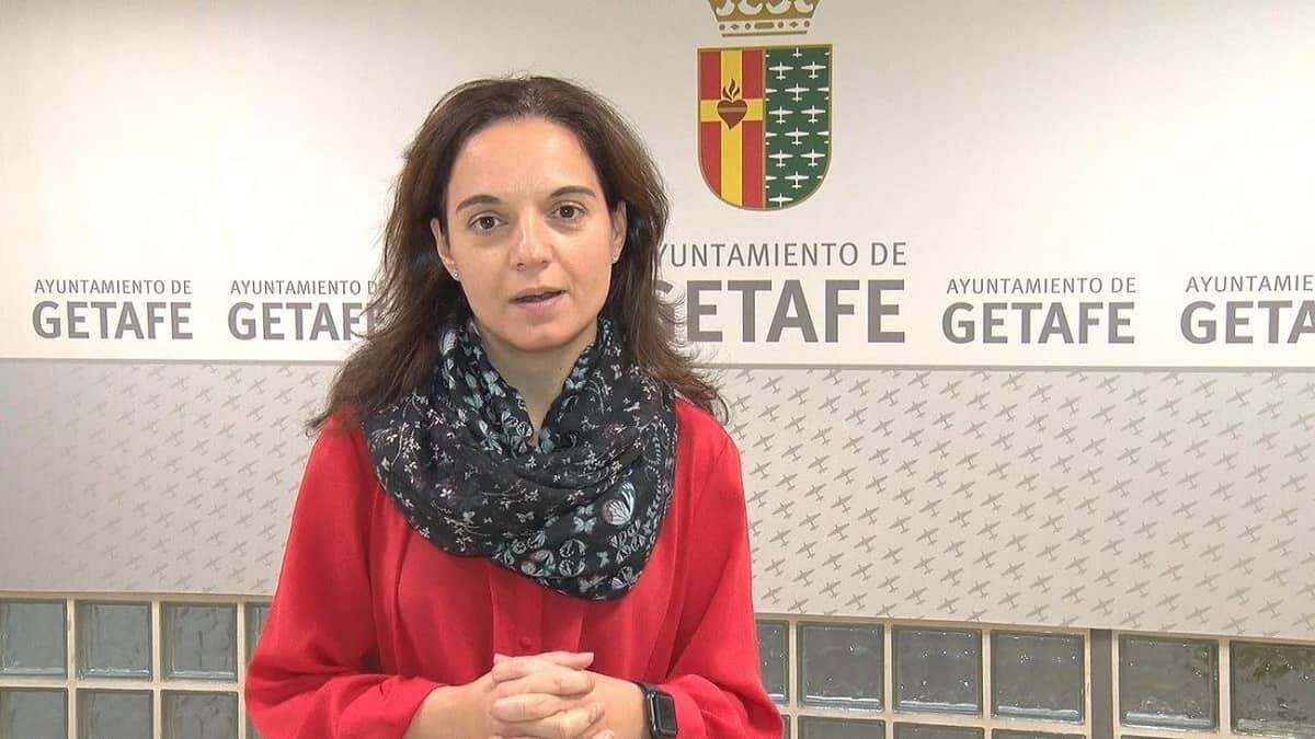 La alcaldesa de Getafe, la socialista Sara Hernández, recibe un duro varapalo judicial con las guías sexuales para menores que repartió gratuitamente