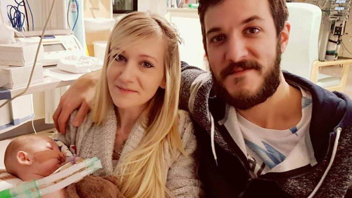 Los padres de Charlie Gard, que sufrieron lo indecible frente al sistema, se felicitan por la presentación de esta enmienda.