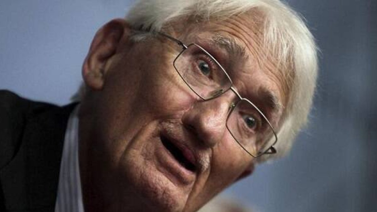 Jürgen Habermas rechaza el Premio Jeque Zayed como crítica a Emiratos Árabes, pero el obispo Hinder cree que es mala estrategia