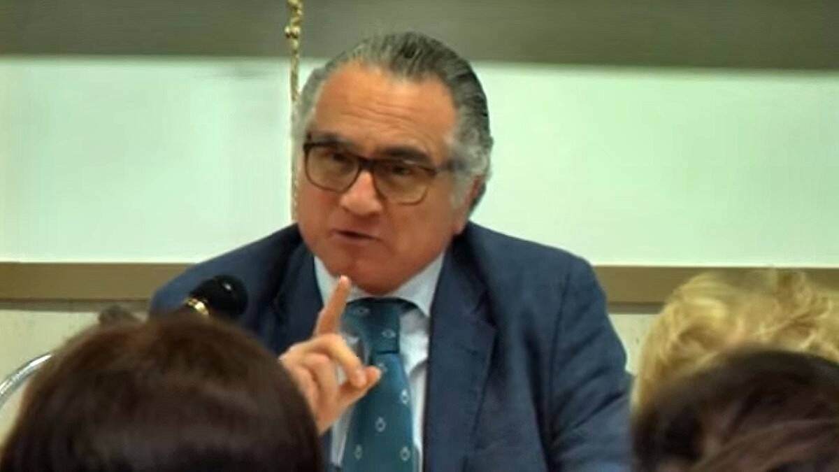 El profesor José Enrique Bustos muestra en «La herejía de Lutero» las ideas destructivas que alojaba la llamada Reforma.