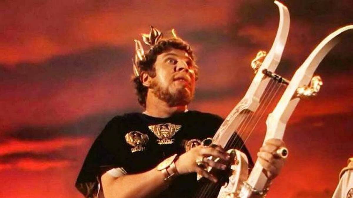 Un histriónico Nerón (Peter Ustinov) contempla las llamas que consumen Roma en «Quo Vadis?» (1951) de Mervyn LeRoy, protagonizada por Robert Taylor y Deborah Kerr.