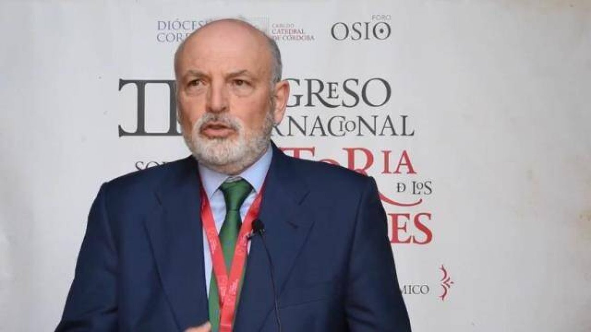 El catedrático de Historia Medieval Rafael Sánchez Saus relata el fin de la Iglesia en España durante la ocupación islámica.