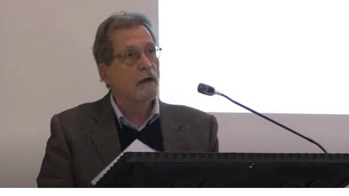 Josep Miró, expolítico y presidente y fundador de E-Cristians, en la Asamblea Abierta de 2021