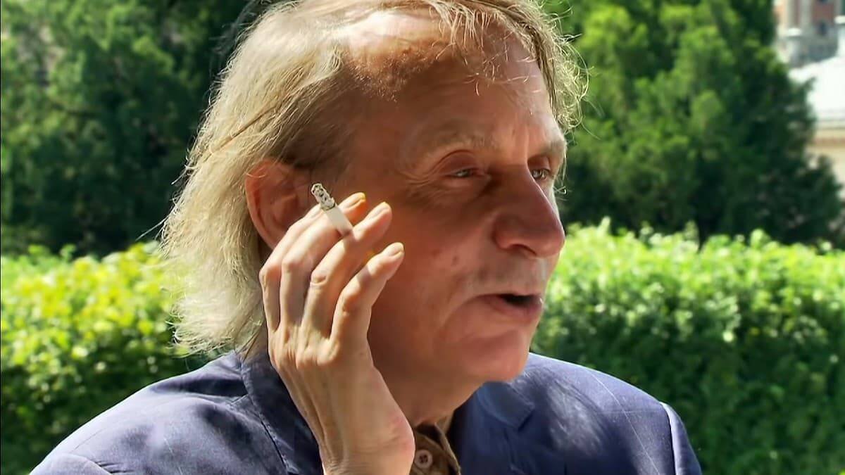 Michel Houellebecq retrata en su última novela, «Anéantir» (en francés, aniquilar), una sociedad que se autodestruye, con la eutanasia como síntoma.