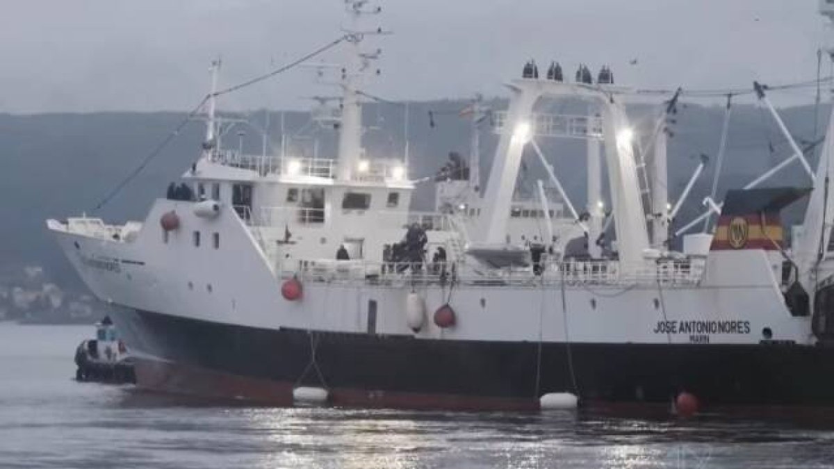 Dolor, oración y solidaridad de los obispos de Santiago y Tui-Vigo ante los naufragios del pesquero 