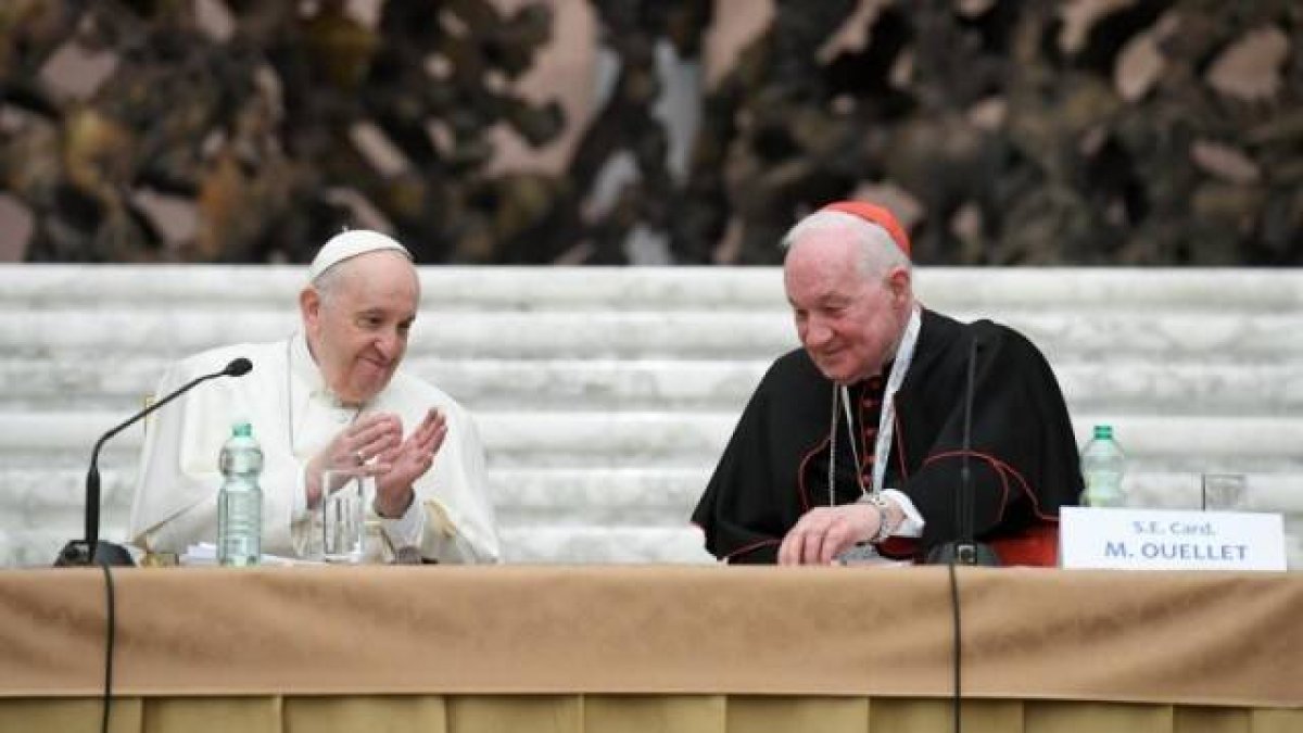 El Papa Francisco ha inaugurado el simposio sobre el sacerdocio este jueves 17 de febrero recomendando a los sacerdotes a seguir 
