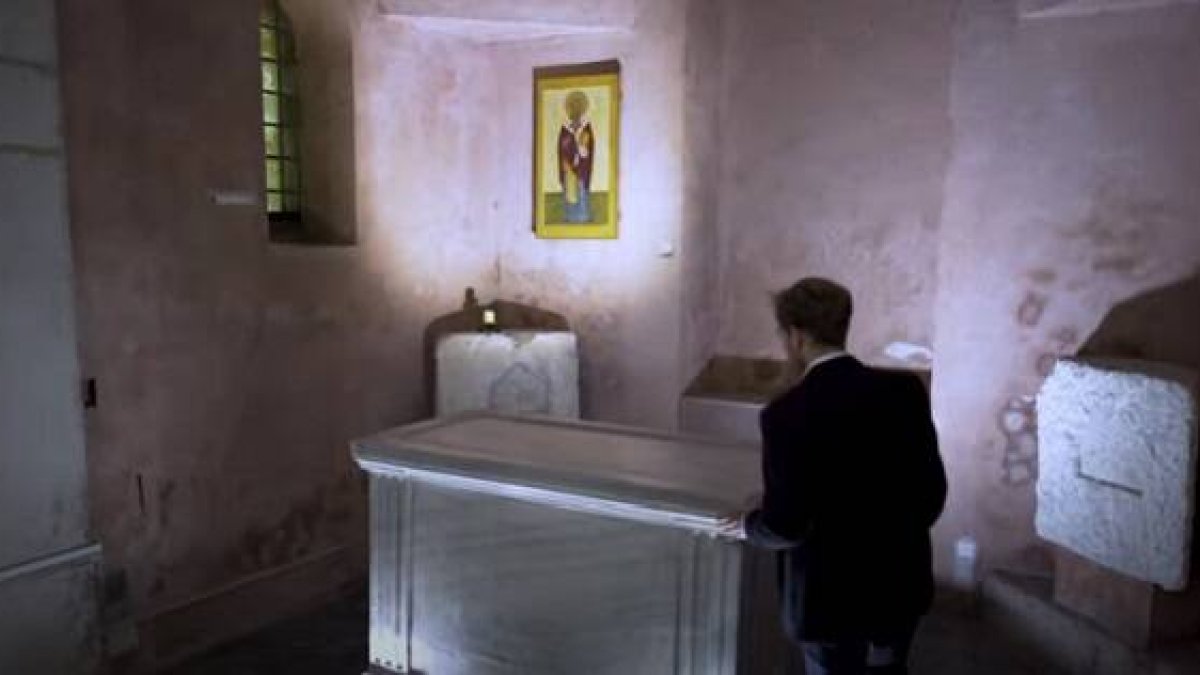 Santuario de San Ireneo en Lyon - marca el lugar donde estuvo enterrado, pero en el s.XVI calvinistas perdieron las reliquias