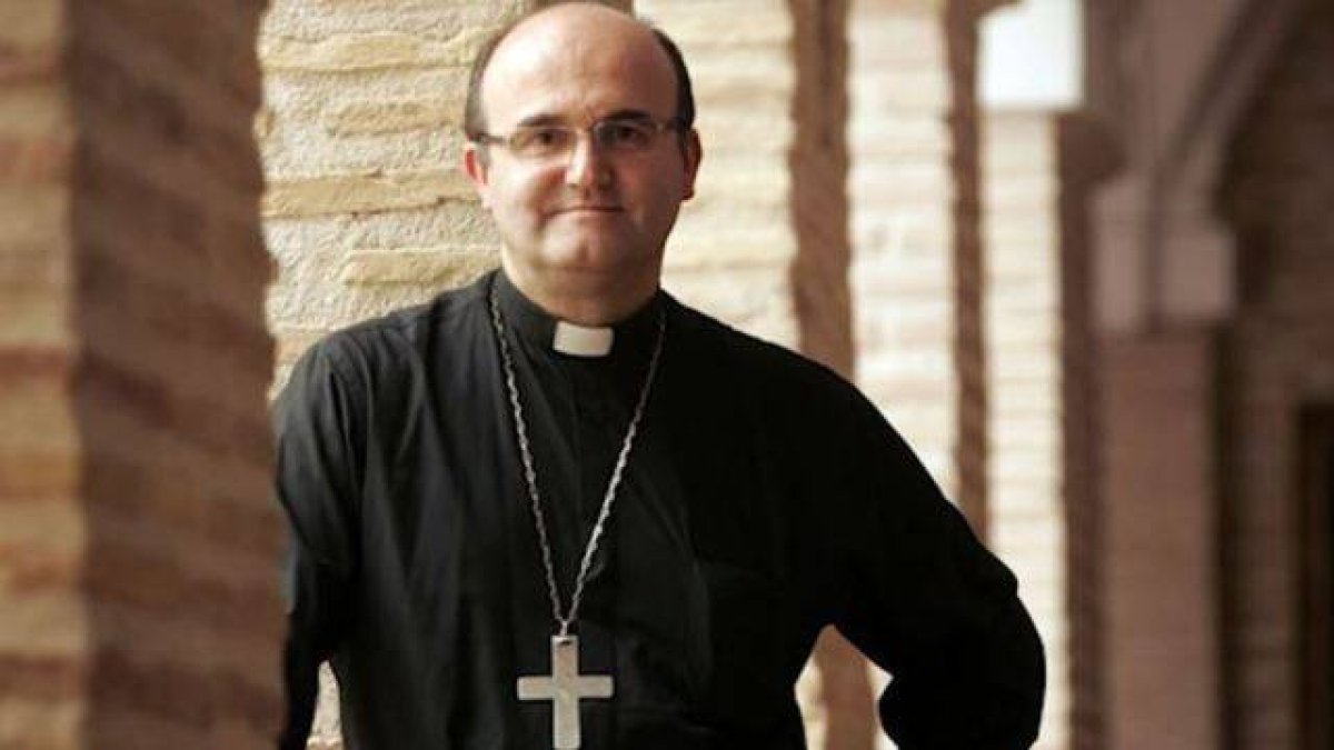 Mons. José Ignacio Munilla describe cómo la Pascua de Resurrección puede sanar las heridas contemporáneas de una