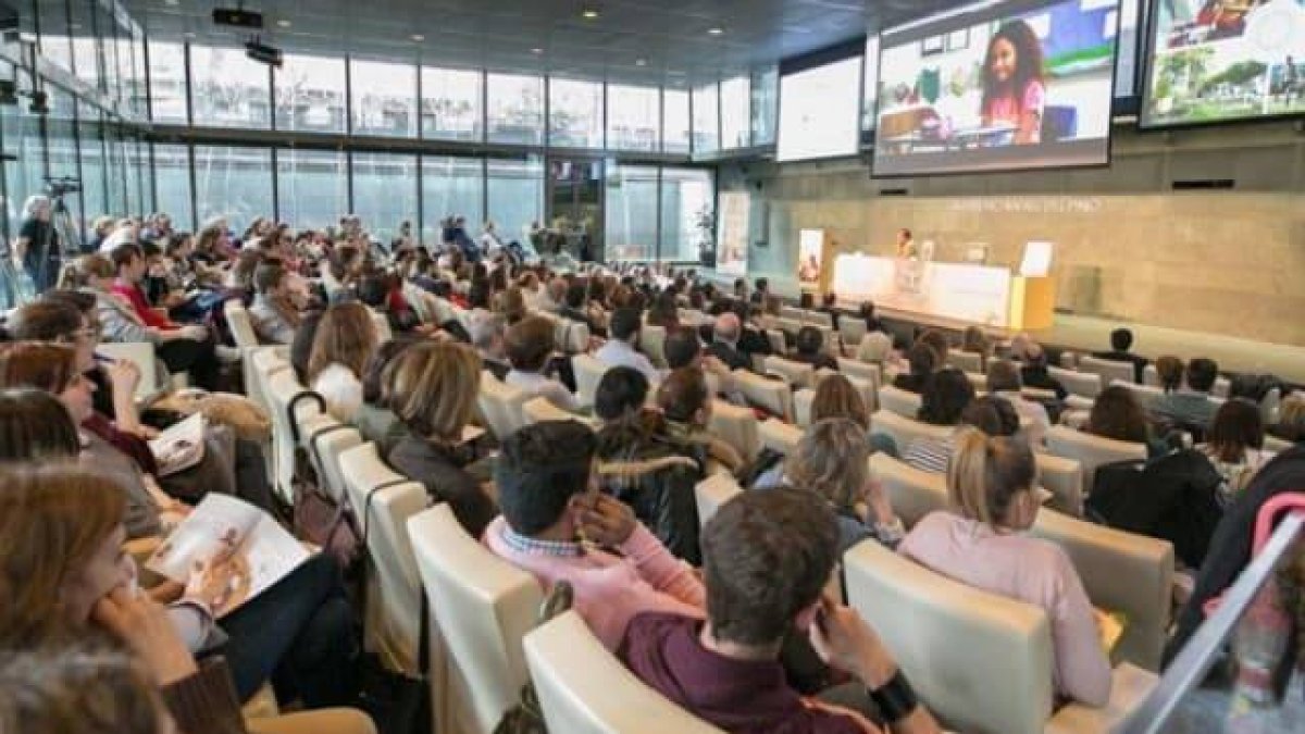 El congreso realzará desde distintas perspectivas la figura del padre, grandemente atacada en los últimos años