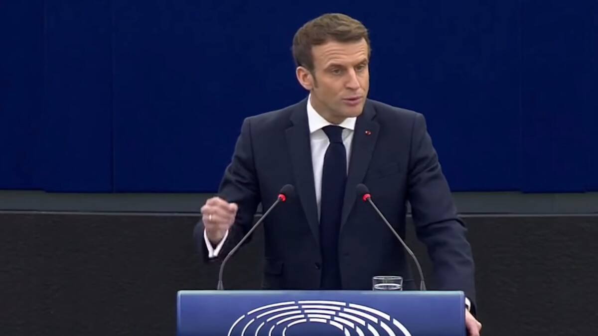 El 19 de enero, al comenzar la presidencia de turno del Consejo de la Unión Europea, Emmanuel Macron propuso incluir el aborto en la carta de derechos fundamentales de la UE.