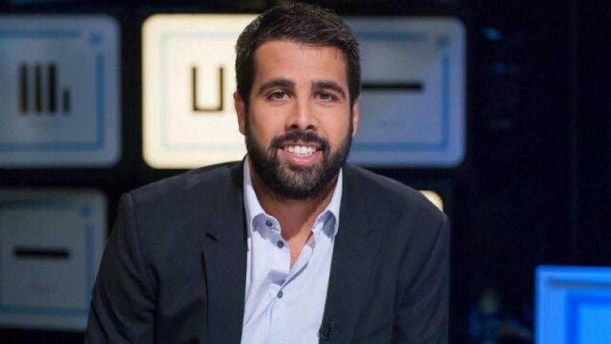 Cada vez más especialistas (en la imagen, el psicólogo español Marc Masip) proponen ralentizar el acceso a las nuevas tecnologías como sistema de prevención de adicciones, entre otras, a la pronografía.