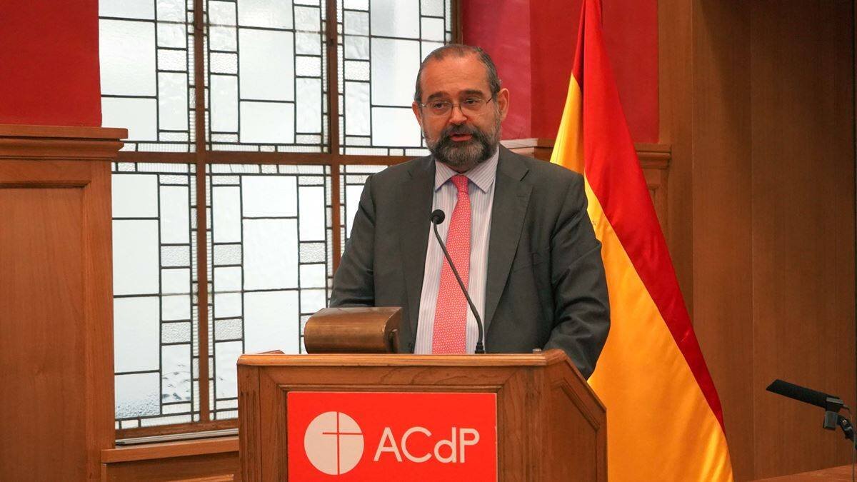 Alfonso Bullón de Mendoza lleva cuatro años al frente de la ACdP, un periodo durante el cual ha renacido el periódico 'El Debate' y se han puesto en marcha diversas iniciativas de presencia pública católica.