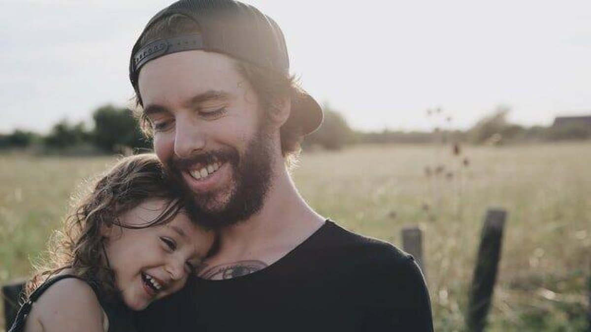 Nuevos datos confirman los múltiples beneficios que tiene la figura paterna en la educación de los hijos: cada vez más niños viven sin su padre a causa del divorcio o la separación conyugal.