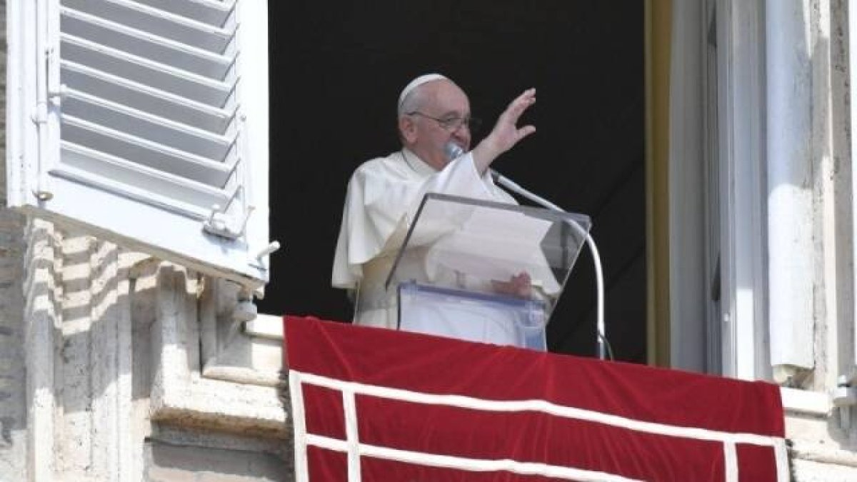 El Papa Francisco dedicó por entero su reflexión antes del rezo del Ángelus a la escalada de la guerra de Ucrania y las amenazas